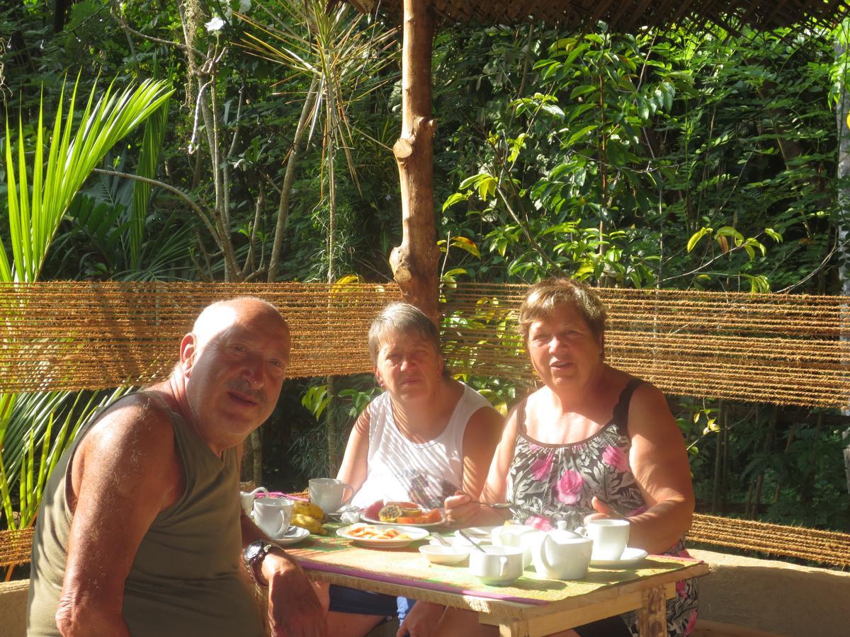 Jungle Holiday Home Hikkaduwa Esterno foto